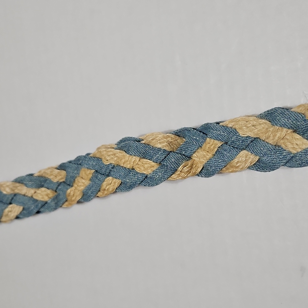 Chic Woven Belt in Blue and Cream Size L - Picture 4 of 10